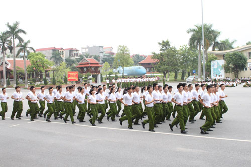 Hội thi điều lệnh nội vụ, võ thể dục Ev88 dang cap thuong luu của khóa D38